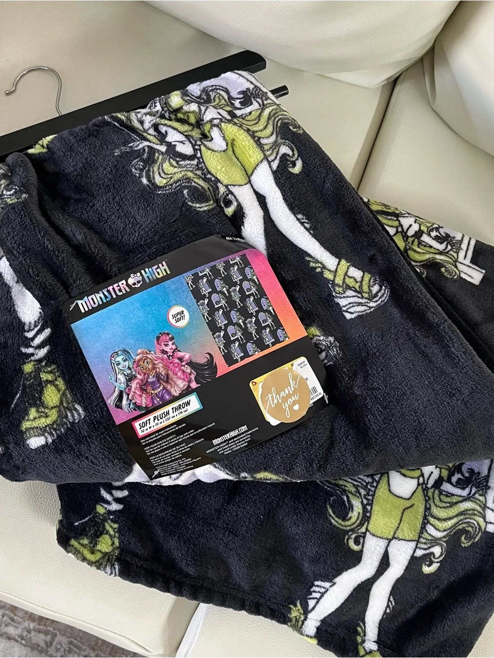 Monster High Halloween Soft Plush Throw 50” x 70”
